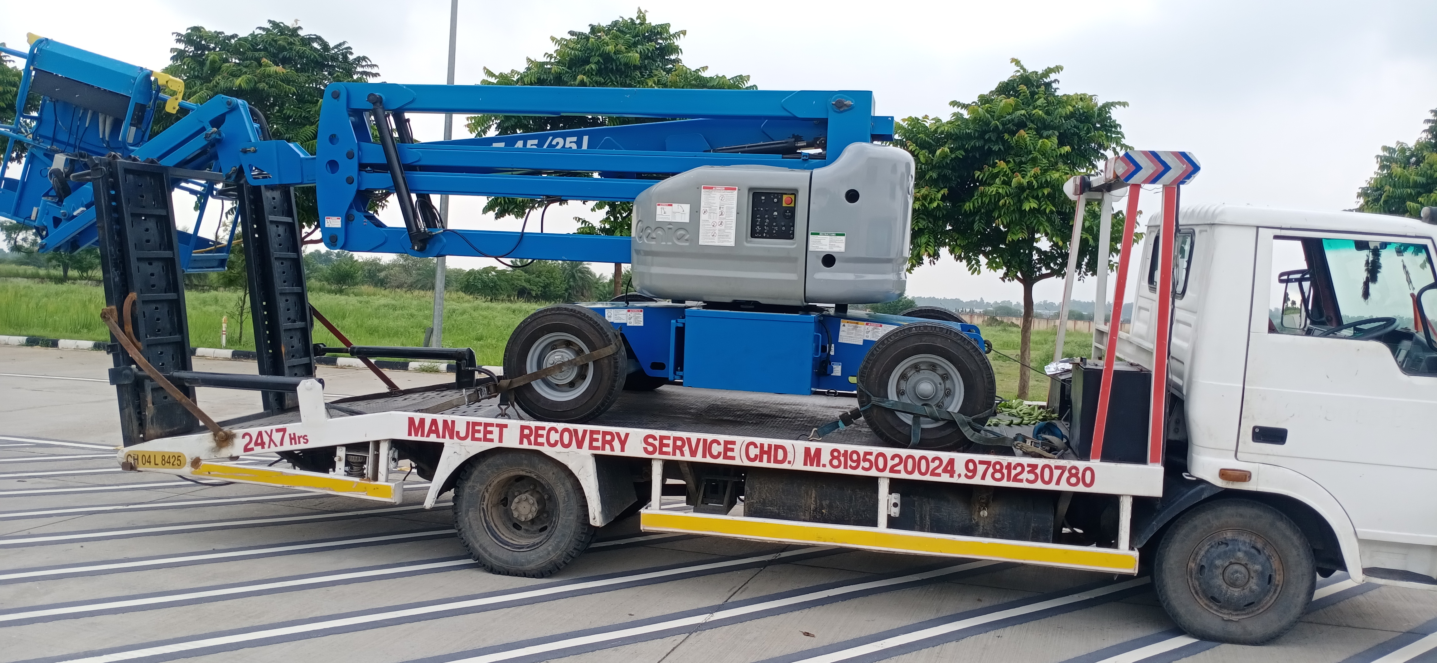 Car Breakdown Service In Panchkula  | Manjeet Towing Services | Best Car Towing Service In Panchkula, 7 Top Car Breakdown Service In Panchkula, 24 Hour Car Breakdown Service In Panchkula, Car Breakdown Service near me, Car Breakdown Service  - GL80362